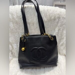 CHANEL-2297838 Black Caviar Tote Bag